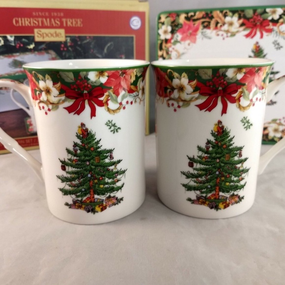 Set of TWO NIB Spode Christmas Tree 5 pc tin sets Poinsettia 4 mugs 2 tins - Picture 3 of 6